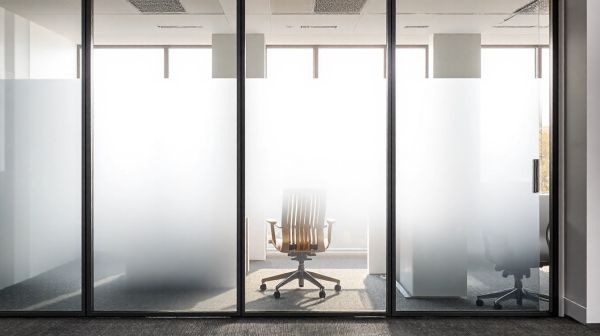 Top Modern Glass Partitioning Ideas for Stylish Workspaces